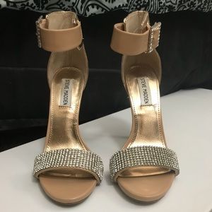 Steve Madden leather nude/gold heels 7.5